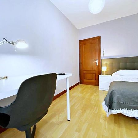 Apartamentos Milán 1 wifi y parking gratuito Oviedo Exterior foto
